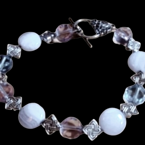 Real Spirit Jewelry - Beautiful Handmade Bracelet Size 7 L8